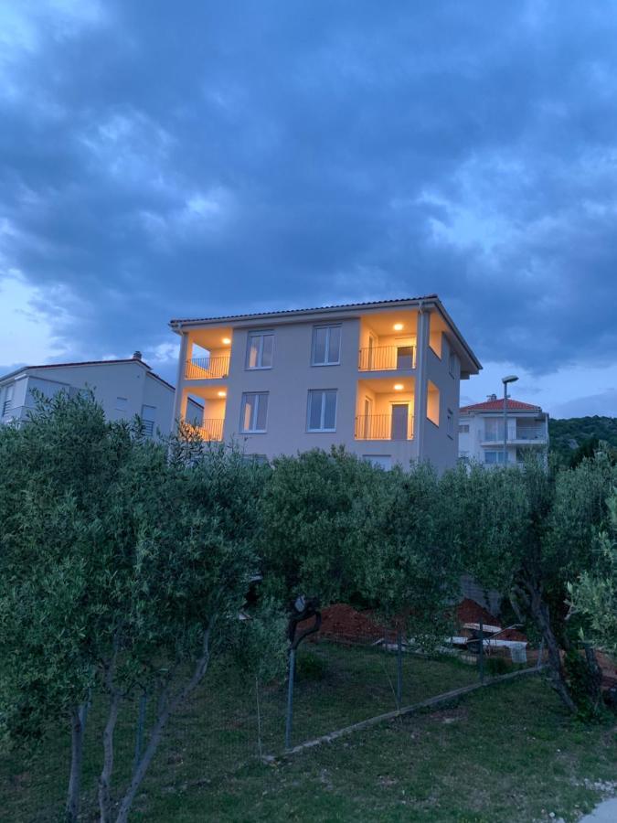 Twenty-Punat Apartments Buitenkant foto